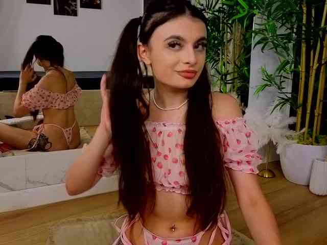 AshleyKartter webcam