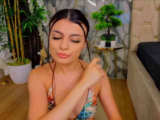 AshleyKartter webcam