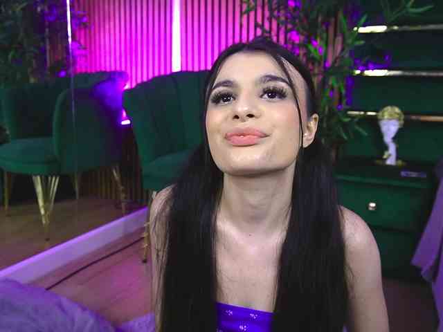 AshleyKartter webcam