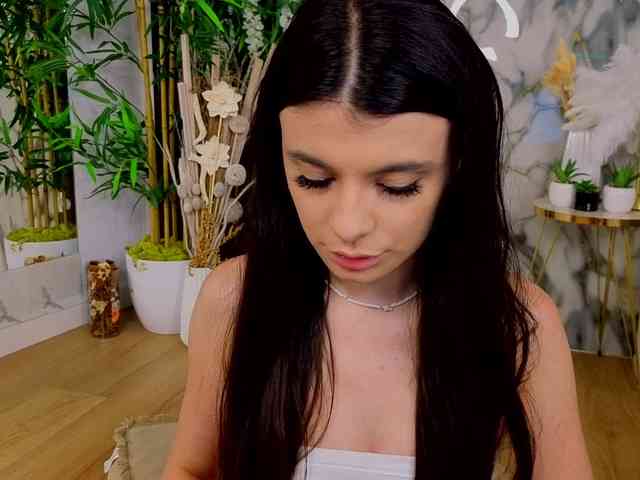 AshleyKartter webcam
