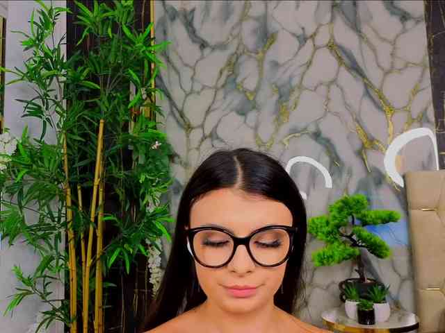 AshleyKartter webcam