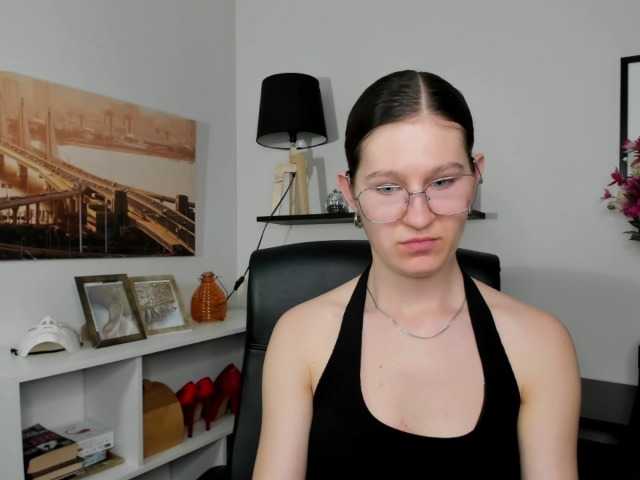 selenaprive Live Cam on BongaCams