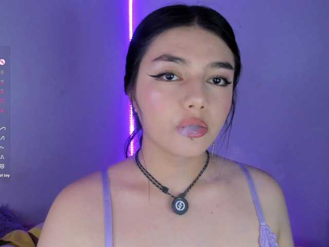 kaguyablack1 live cam on BongaCams