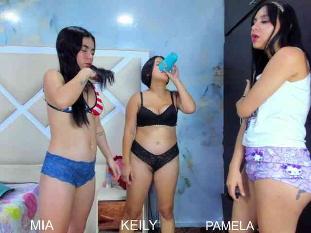 Three-Angels-Fantasy webcam