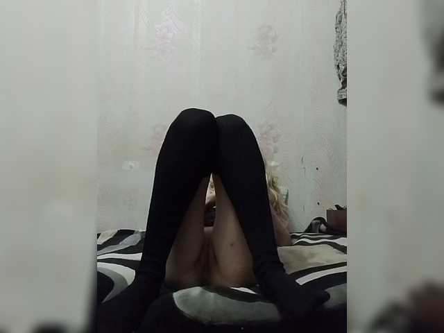 Kolibrii live cam on BongaCams