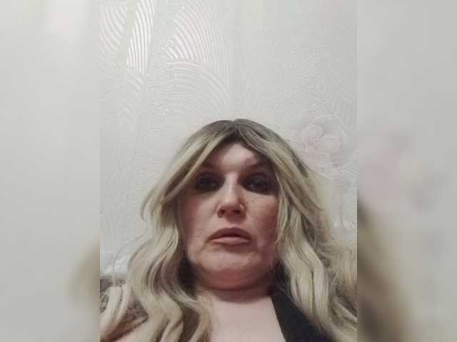 Kolibrii live cam on BongaCams