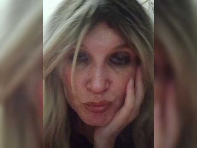 Kolibrii Canlı Cam: BongaCams