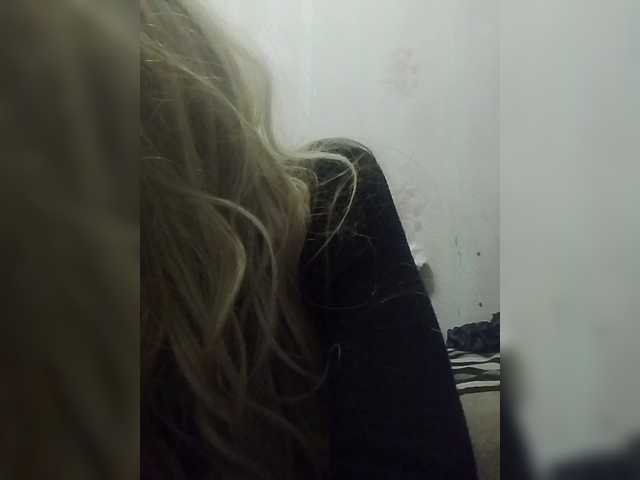 Kolibrii live cam on BongaCams