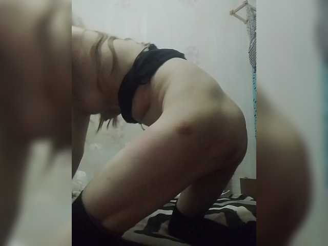Kolibrii live cam on BongaCams