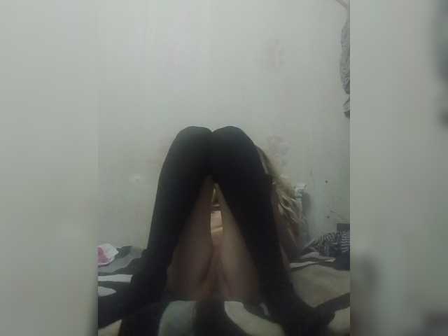 Kolibrii live cam on BongaCams