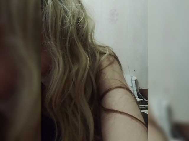 Kolibrii live cam on BongaCams
