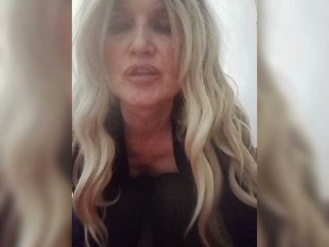 Kolibrii live cam preview