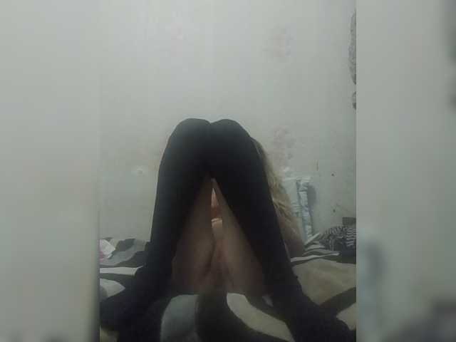 Kolibrii live cam on BongaCams