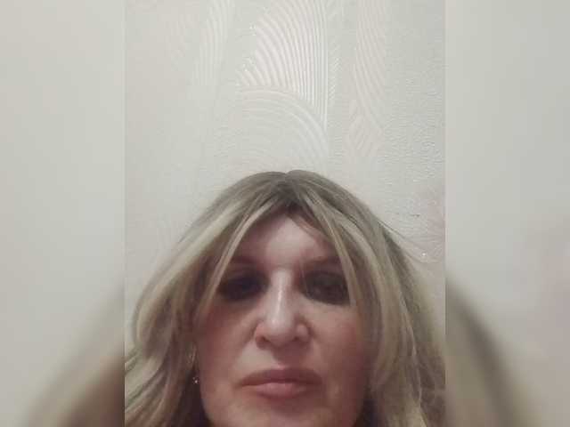 Kolibrii live cam on BongaCams