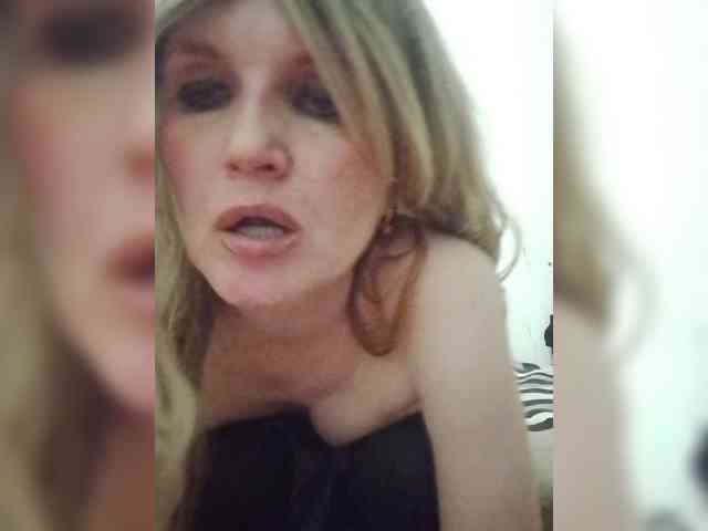 Kolibrii Live Webcam on BongaCams