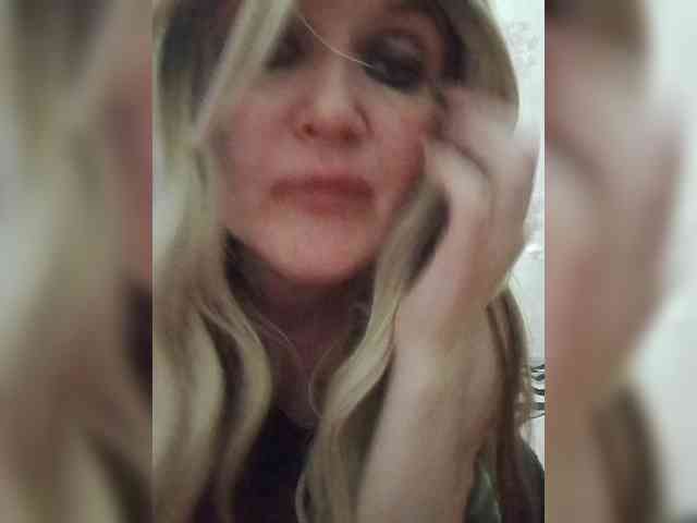 Kolibrii Live Webcam on BongaCams