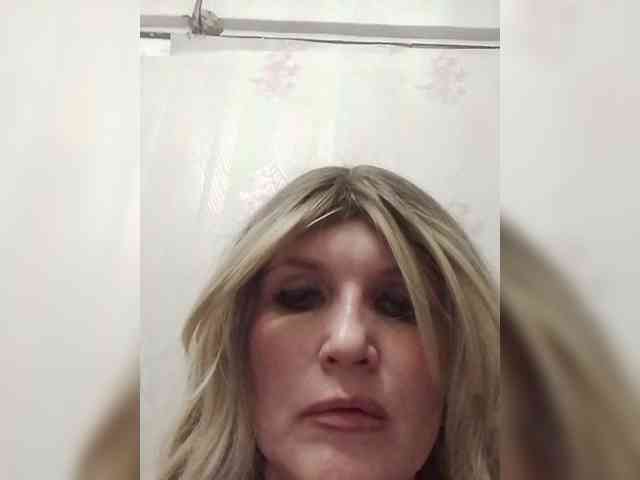Kolibrii Live Webcam on BongaCams