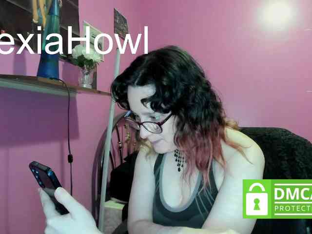 AlexiaHowl webcam