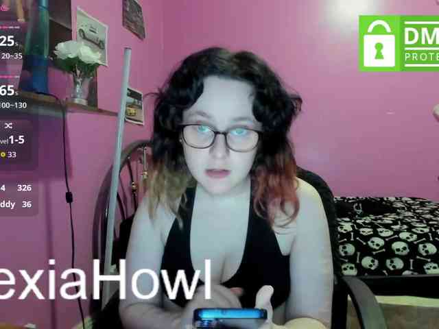 AlexiaHowl webcam