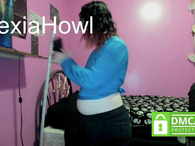 AlexiaHowl webcam