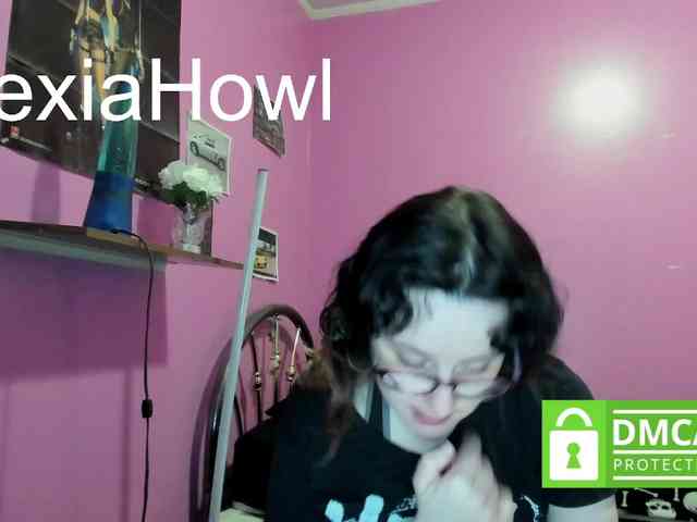 AlexiaHowl webcam