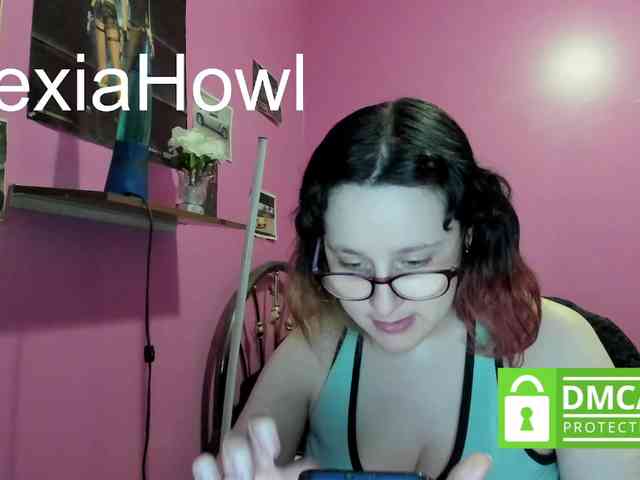 AlexiaHowl webcam