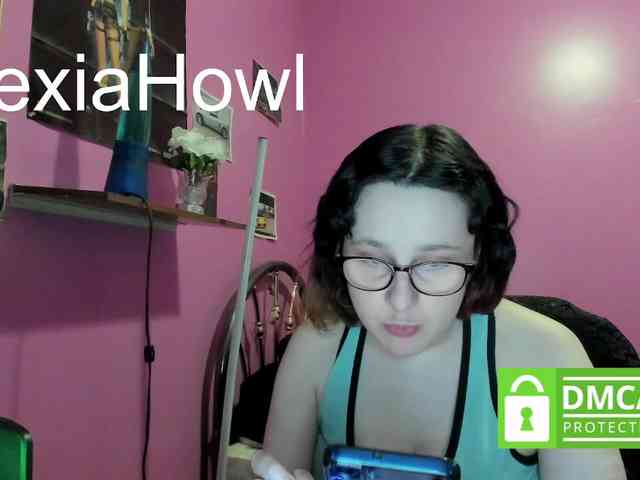 AlexiaHowl webcam