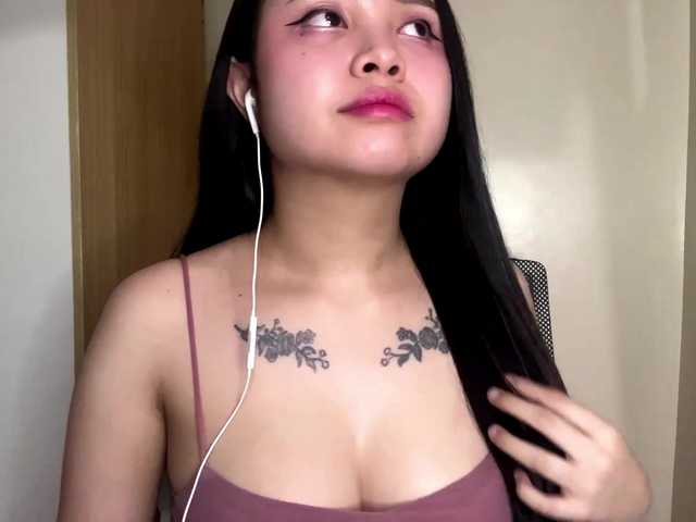 KathrineMagley live cam on BongaCams