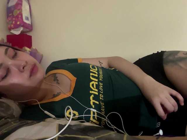 KathrineMagley live cam on BongaCams