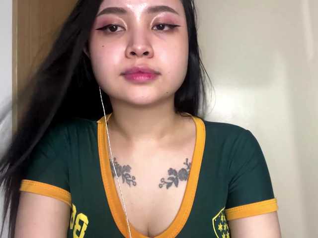 KathrineMagley live cam on BongaCams