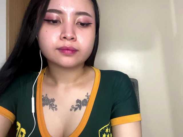 KathrineMagley live cam on BongaCams