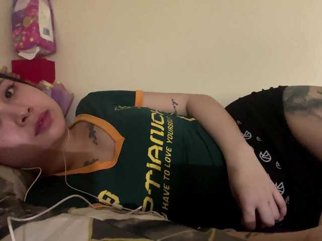 KathrineMagley live cam on BongaCams