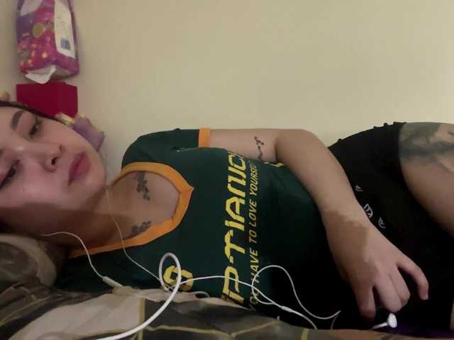 KathrineMagley live cam on BongaCams