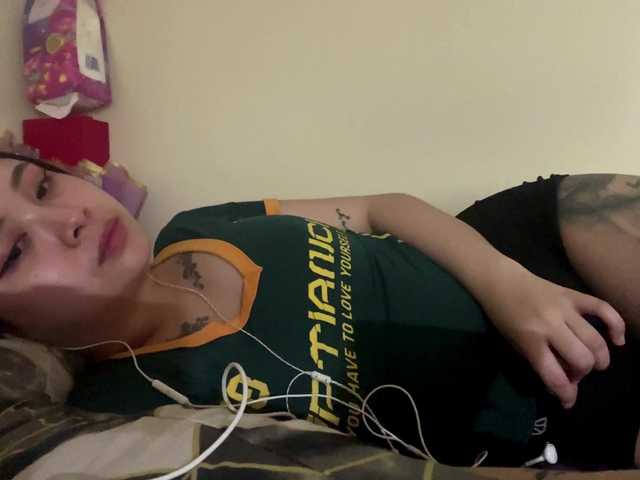 KathrineMagley live cam on BongaCams