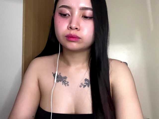 KathrineMagley live cam on BongaCams