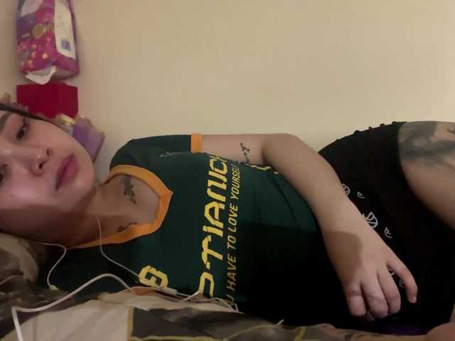 KathrineMagley live cam on BongaCams