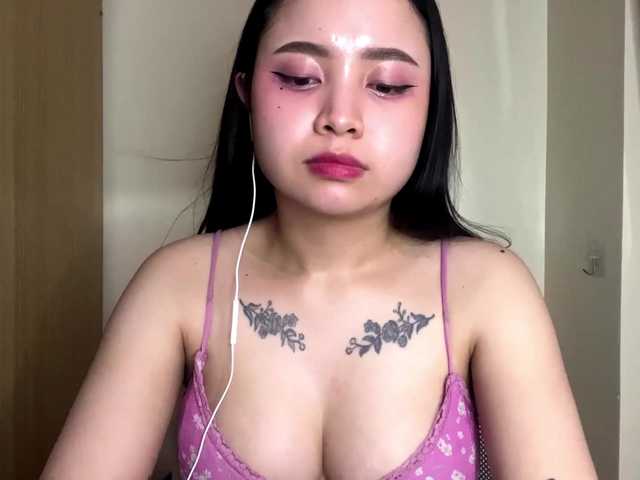 KathrineMagley live cam on BongaCams