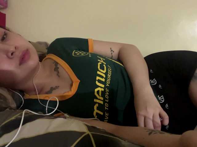 KathrineMagley live cam on BongaCams
