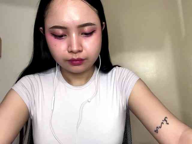 KathrineMagley webcam