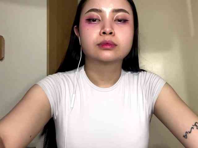 KathrineMagley webcam