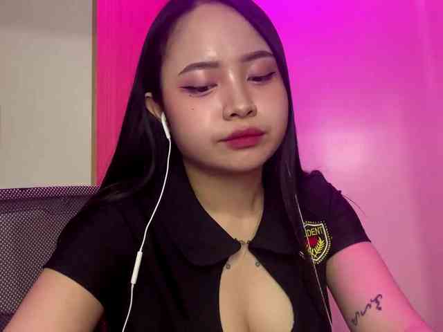 KathrineMagley webcam