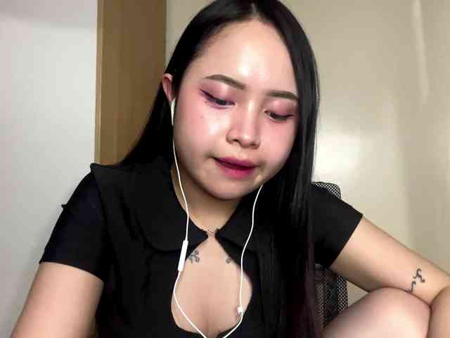KathrineMagley webcam