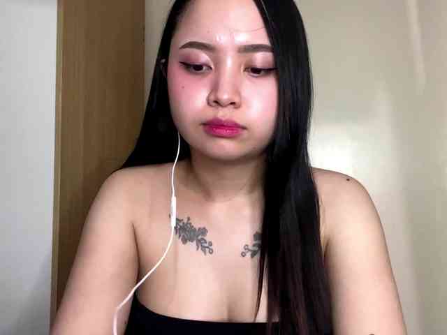 KathrineMagley webcam