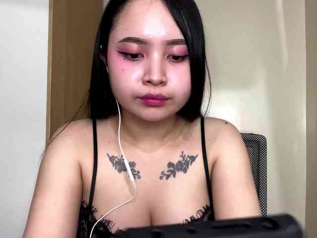 KathrineMagley webcam