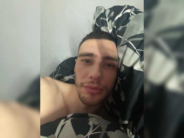 Mikki777Laky — live male cam