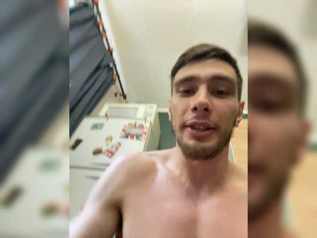 Mikki777Laky live cam