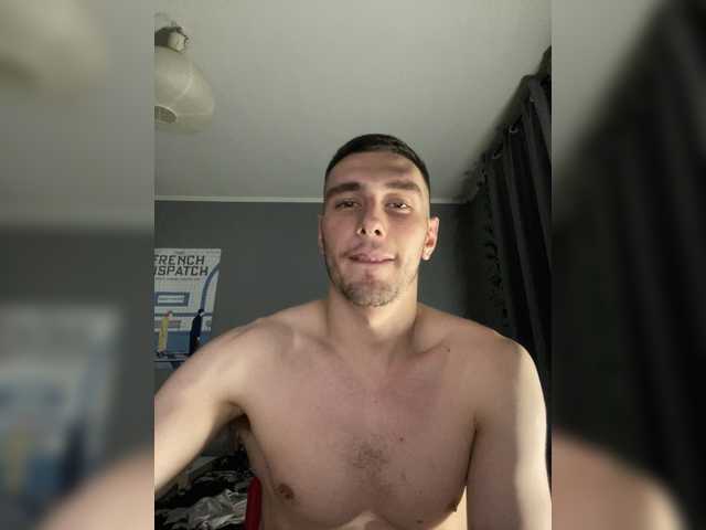 Mikki777Laky live cam