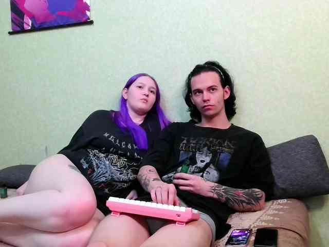 Chris-and-Leo webcam