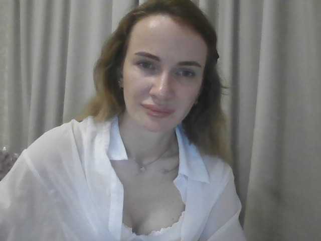 AinyrVixxen live cam on BongaCams