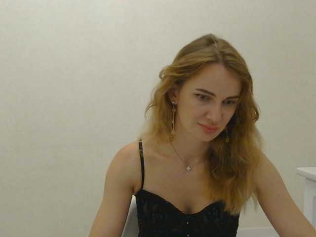 AinyrVixxen live cam on BongaCams